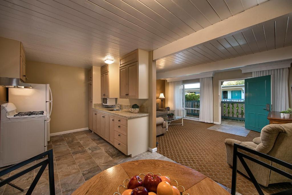 Best Western Plus Santa Barbara photo