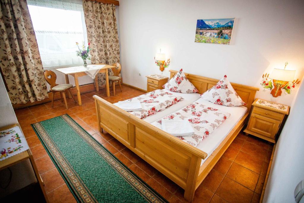 Postel nebo postele na pokoji v ubytování Casa Cerbului1