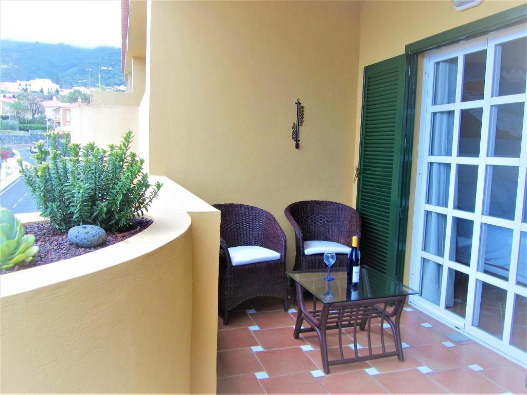 A balcony or terrace at Ocean view La Quinta