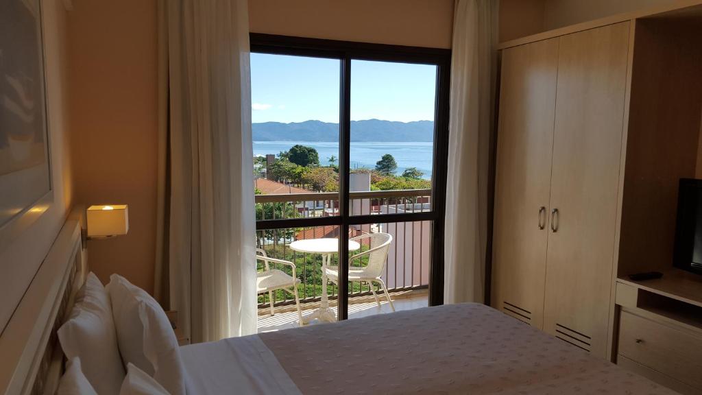  Suítes e Studios no Hotel Jurerê Beach Village