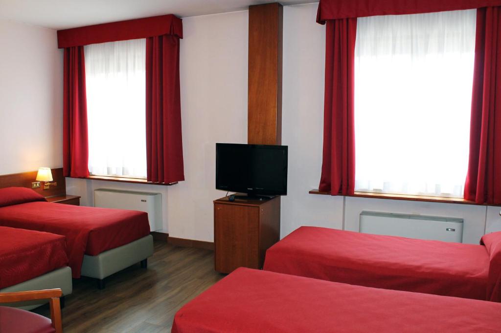TV a/nebo společenská místnost v ubytování Hotel Albatros