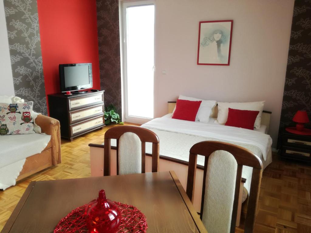 Postel nebo postele na pokoji v ubytování Apartmani RALE rooms