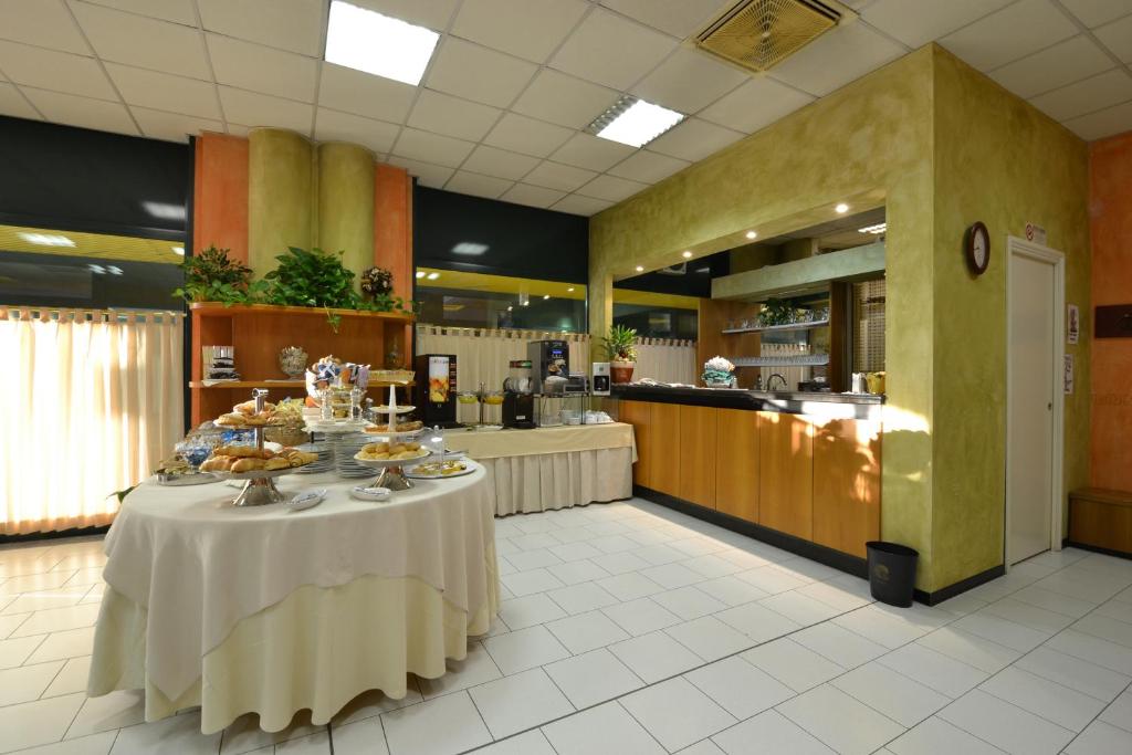 Sun Hotel