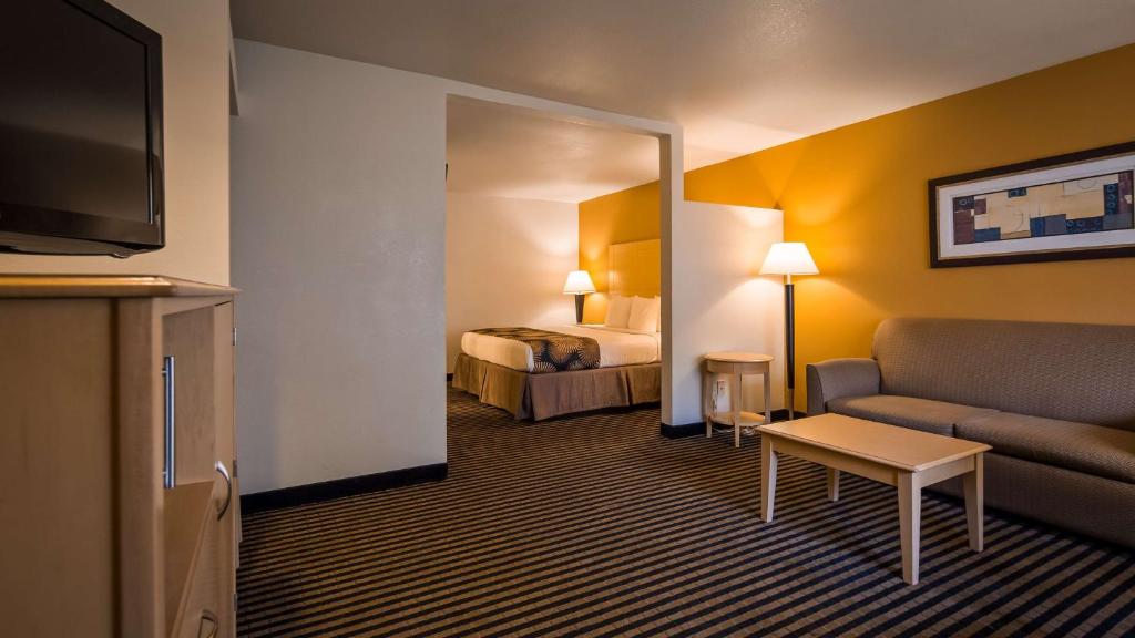 Best Western Palm Court Inn - Suite King