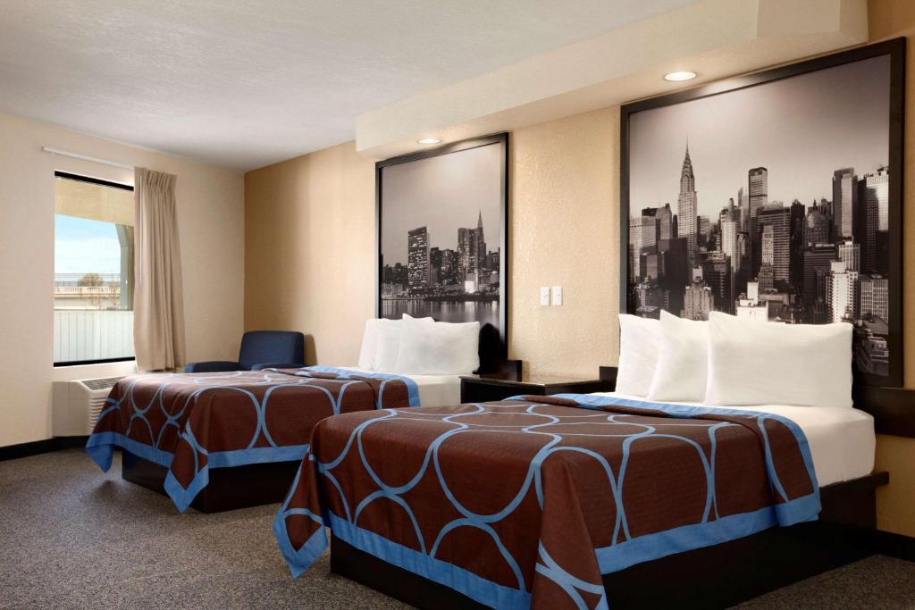 Posezení v ubytování Super 8 by Wyndham Rahway/Newark