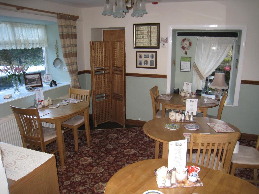 Rosebud Cottage Guest House 3