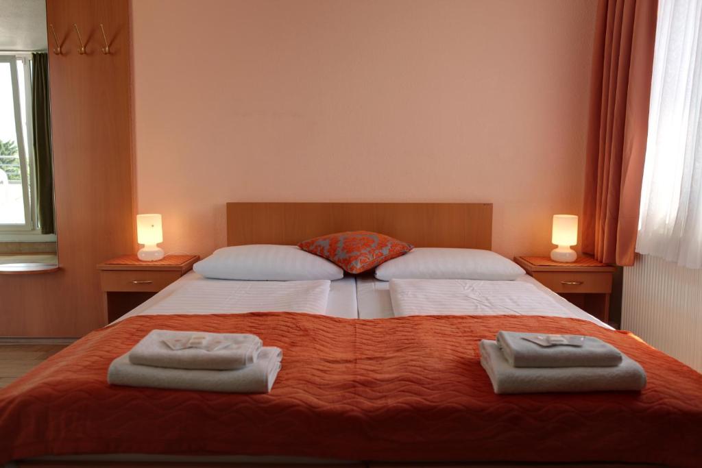 
Double Room in Guest House
