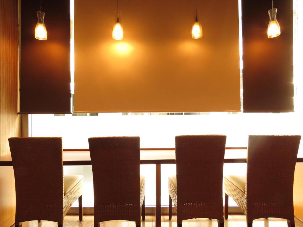 Istumisnurk majutusasutuses Chisun Hotel Hiroshima