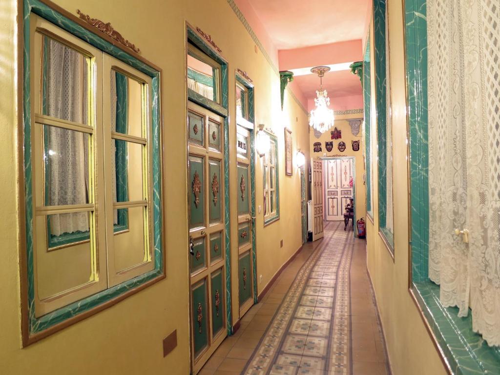 Imagen de la galería de Hostal Horizonte Madrid "Check-in on-line Recepcion 14h-23h", en Madrid