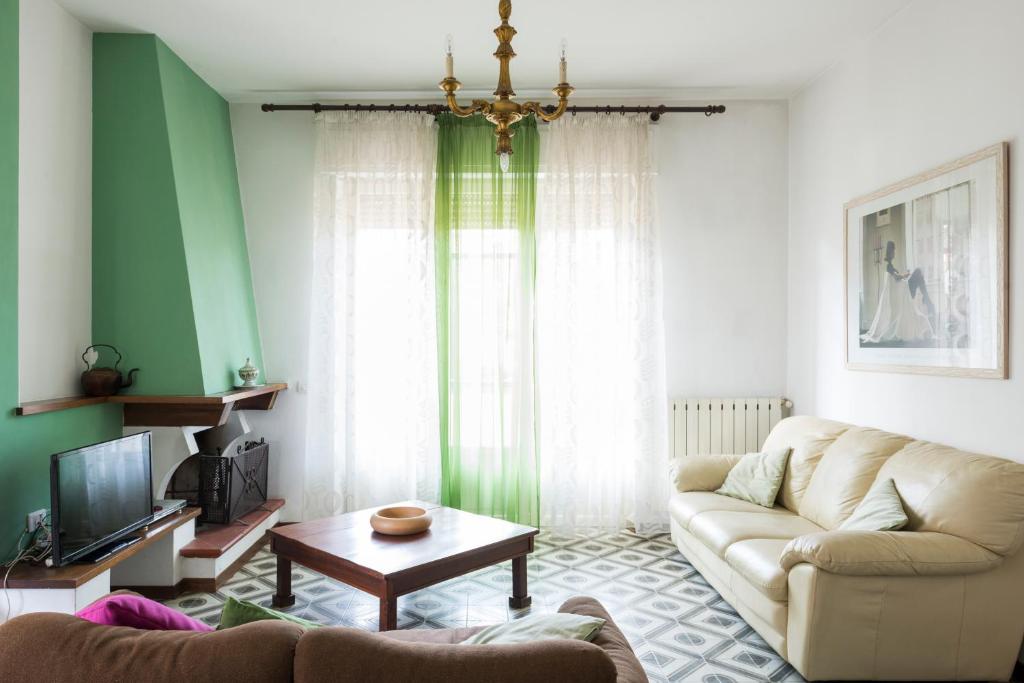 A seating area at Casa Adriana