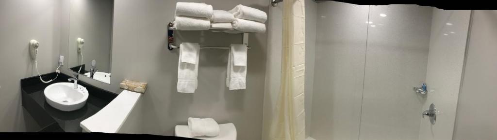 Ocean's 24 - Deluxe Double Room With Sofa Bed