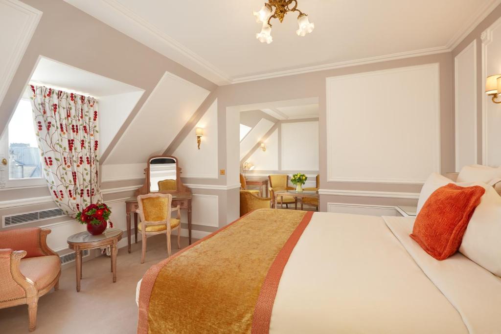 Hôtel Regina Louvre - Resim 39