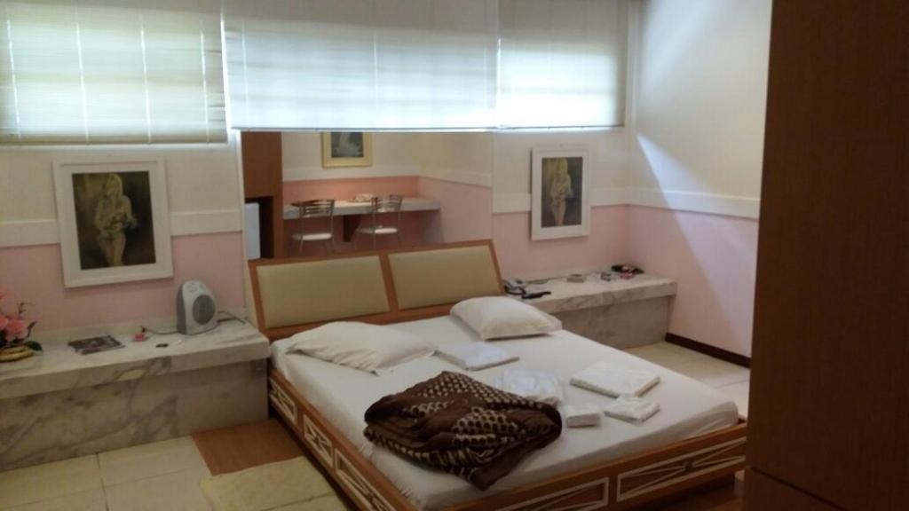  Heru's Motel