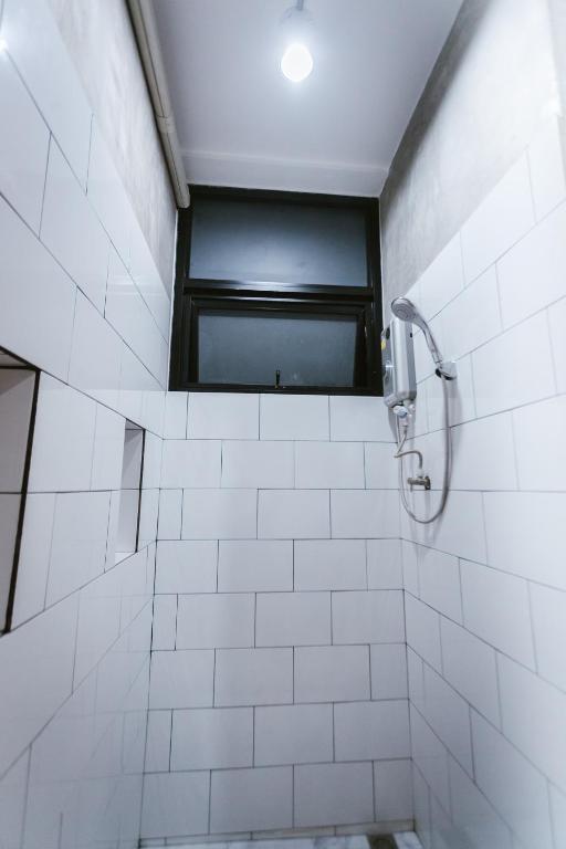 Hug Inn Phrae - 高级双人间