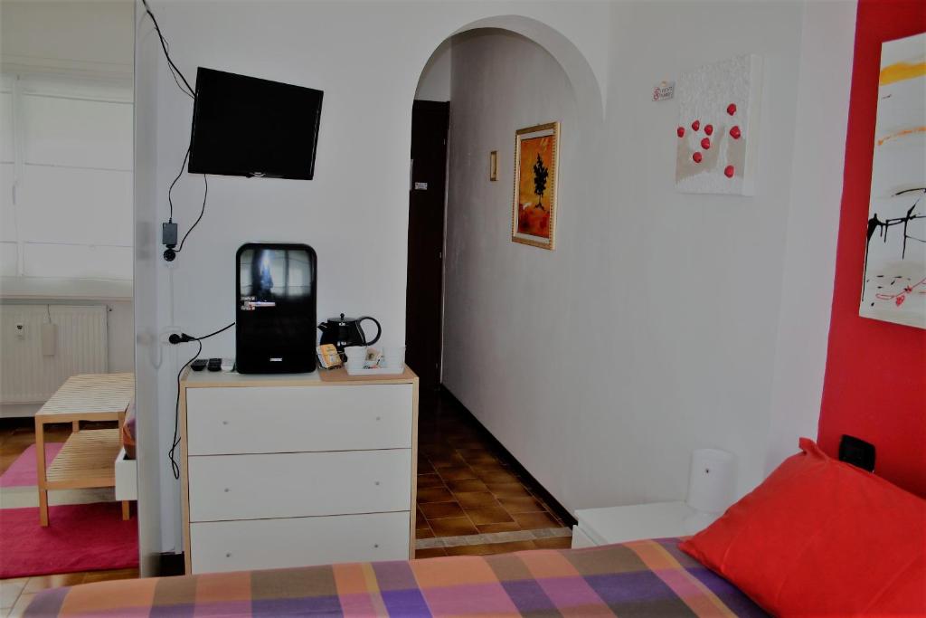 Bed & Breakfast il Bolentino Varenna photo