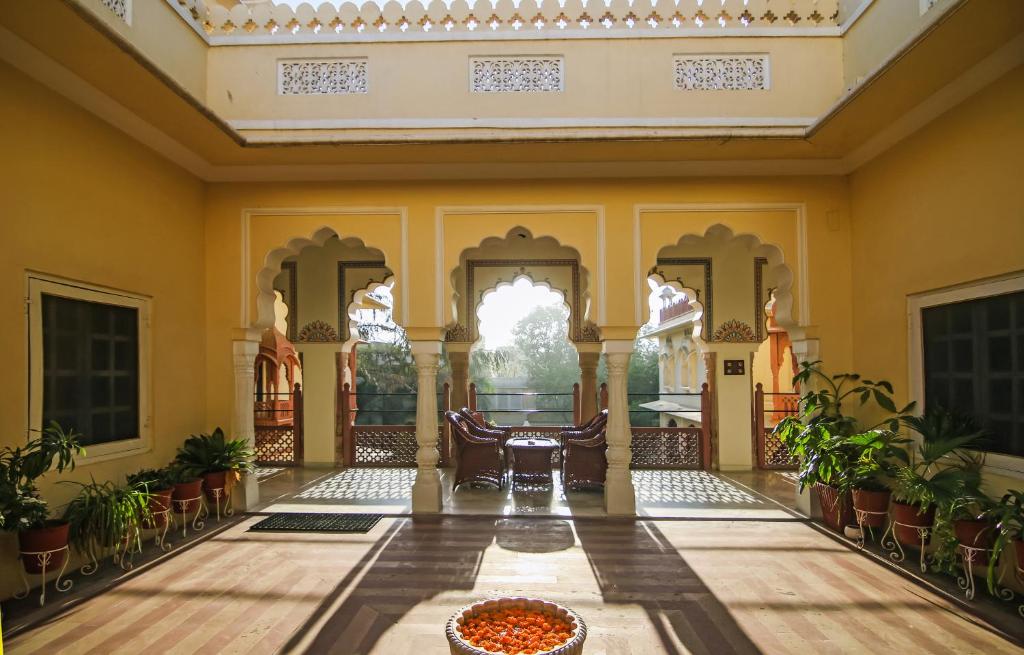 Zahrada ubytování Alsisar Haveli - Heritage Hotel