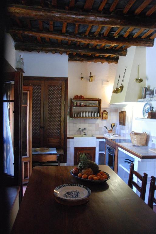 Booking.com: Vakantiehuis Cortijo Los Castanos , Capileira ...