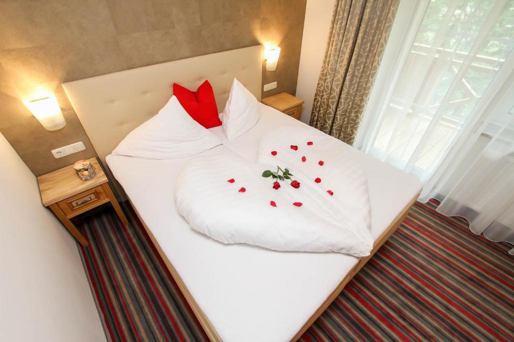 Posteľ alebo postele v izbe v ubytovaní Landhotel Oberdanner