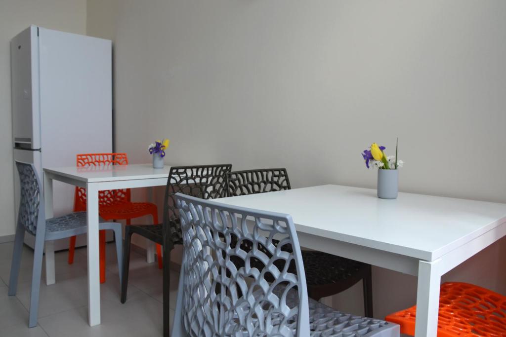 Kuchyň nebo kuchyňský kout v ubytování Hostel Bratislava