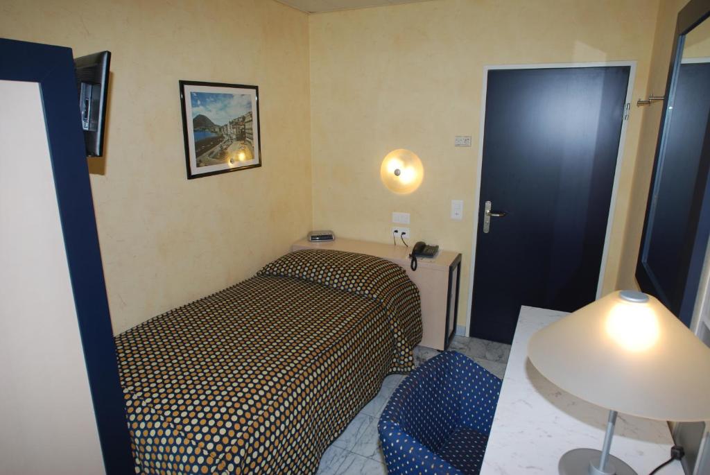 Postel nebo postele na pokoji v ubytování Hotel&Hostel Montarina