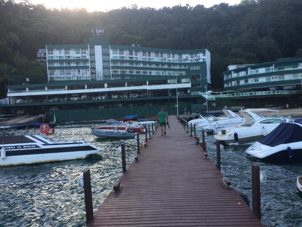  Flat a beira mar em Angra dos Reis