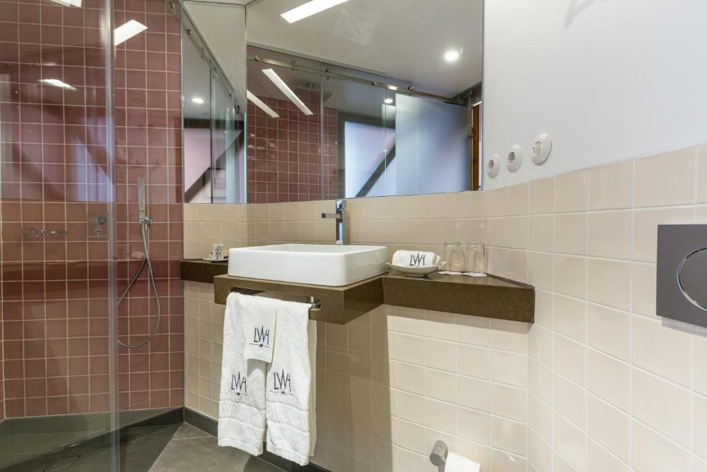 Lisbon Wine Hotel - 17