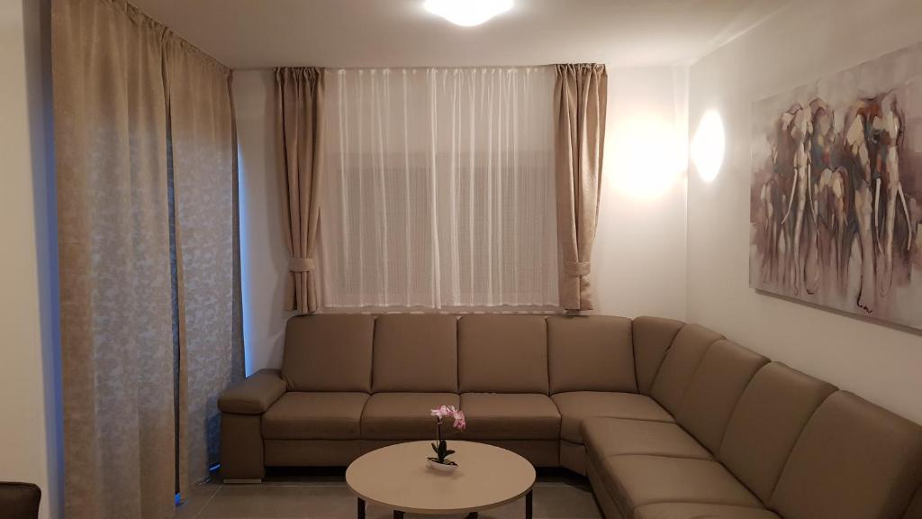 Posedenie v ubytovaní Apartment ARIA Exclusive Petrcane