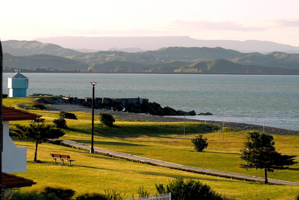 The Crown Hotel - Resim 25