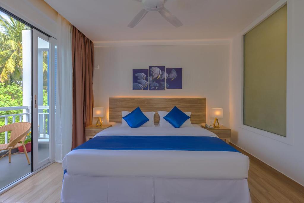 Dhiguveli Maldives - 9