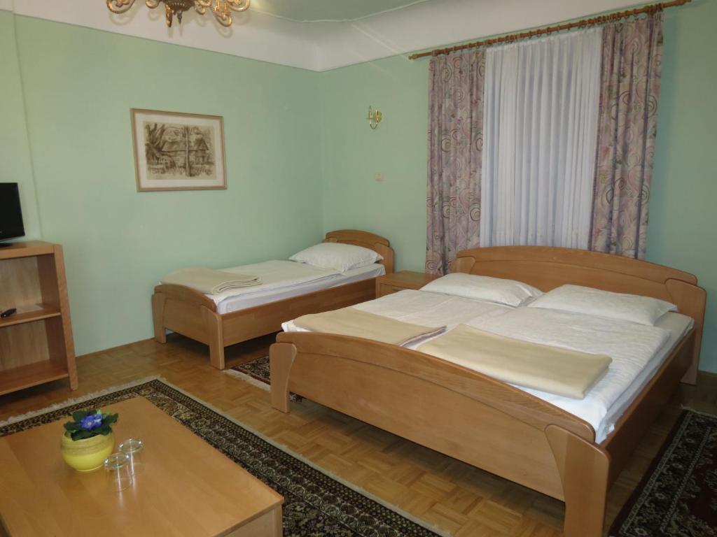 Postel nebo postele na pokoji v ubytování Motel Divjak