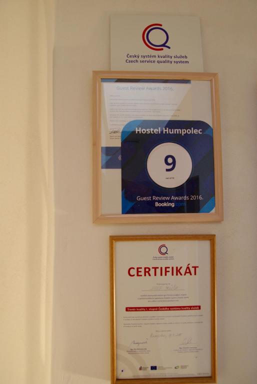 Majutusasutuses Hostel Humpolec olev sertifikaat, autasu, silt või muu dokument