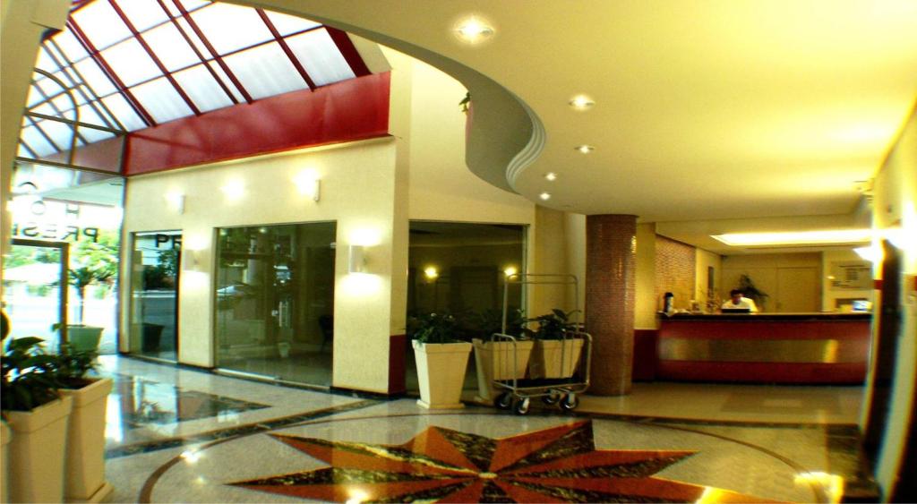  Hotel Presidente