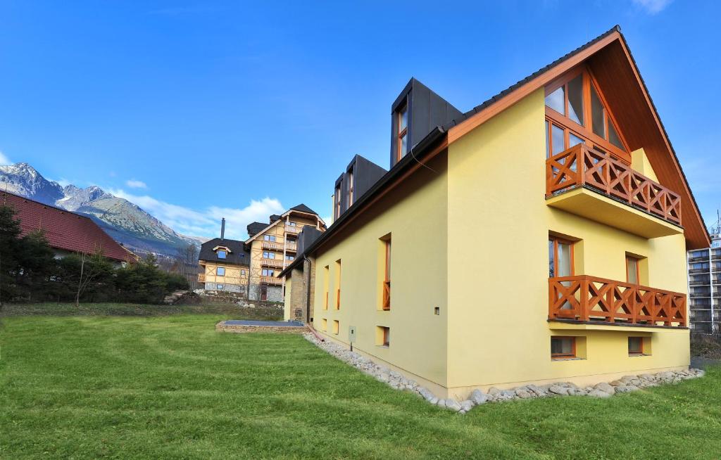 Nespecifikovaný výhled na hory nebo výhled na hory při pohledu z aparthotelu