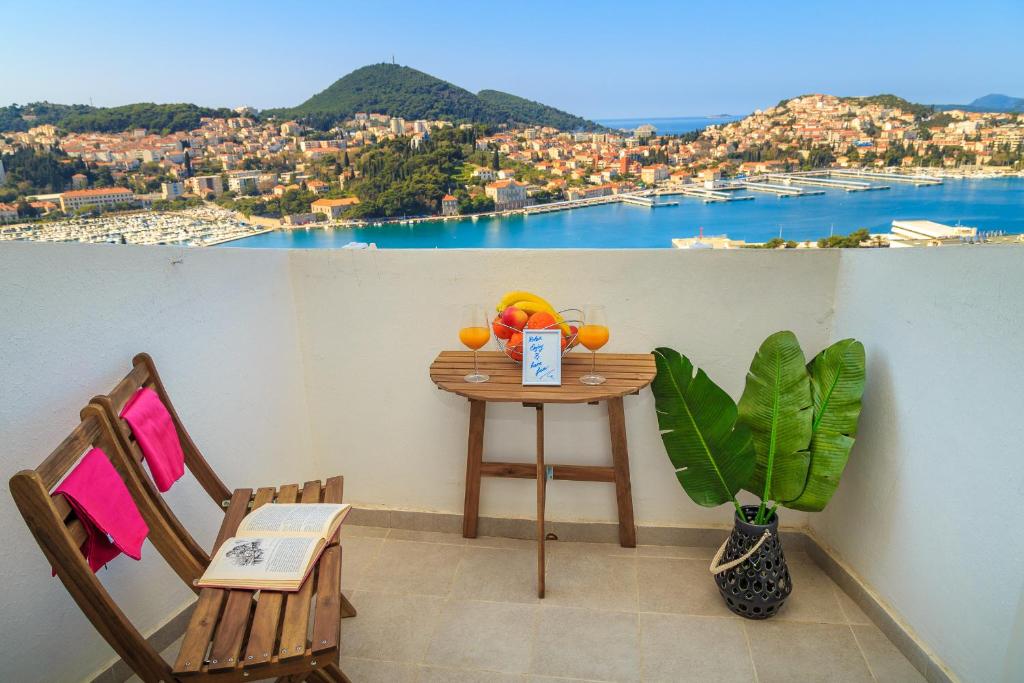 Příroda nedaleko apartmánu