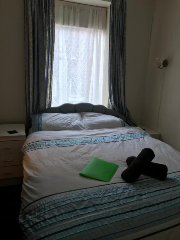 The Merlin Hotel - Doppelzimmer Mit Gemeinsamem Bad