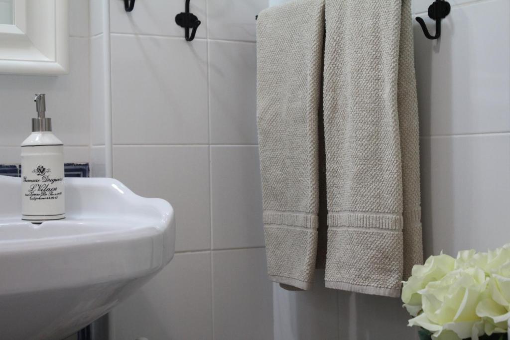 Lisbon Downtown Inn - 6