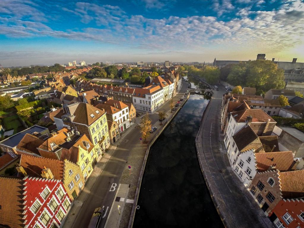 Nespecifikovaný výhled na destinaci Bruggy nebo výhled na město při pohledu z hotelu