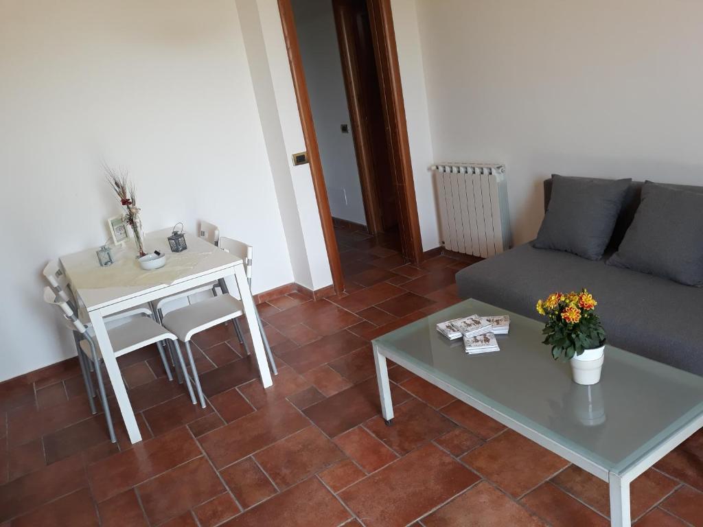Posedenie v ubytovaní La Circumetnea Home