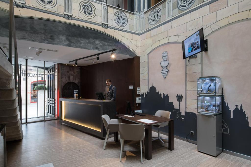 Catalonia Catedral - Resim 34