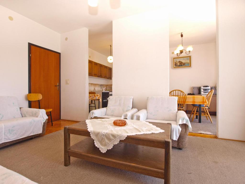 Postel nebo postele na pokoji v ubytování Apartments Franko 1586