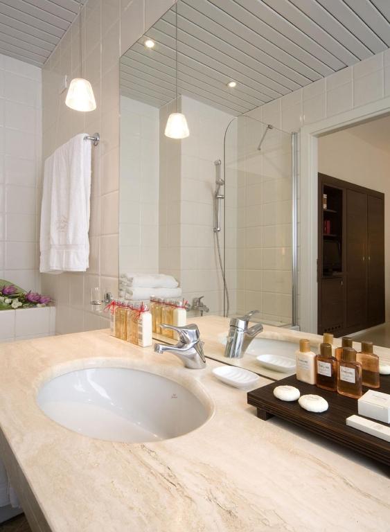 National Hotel - Resim 14