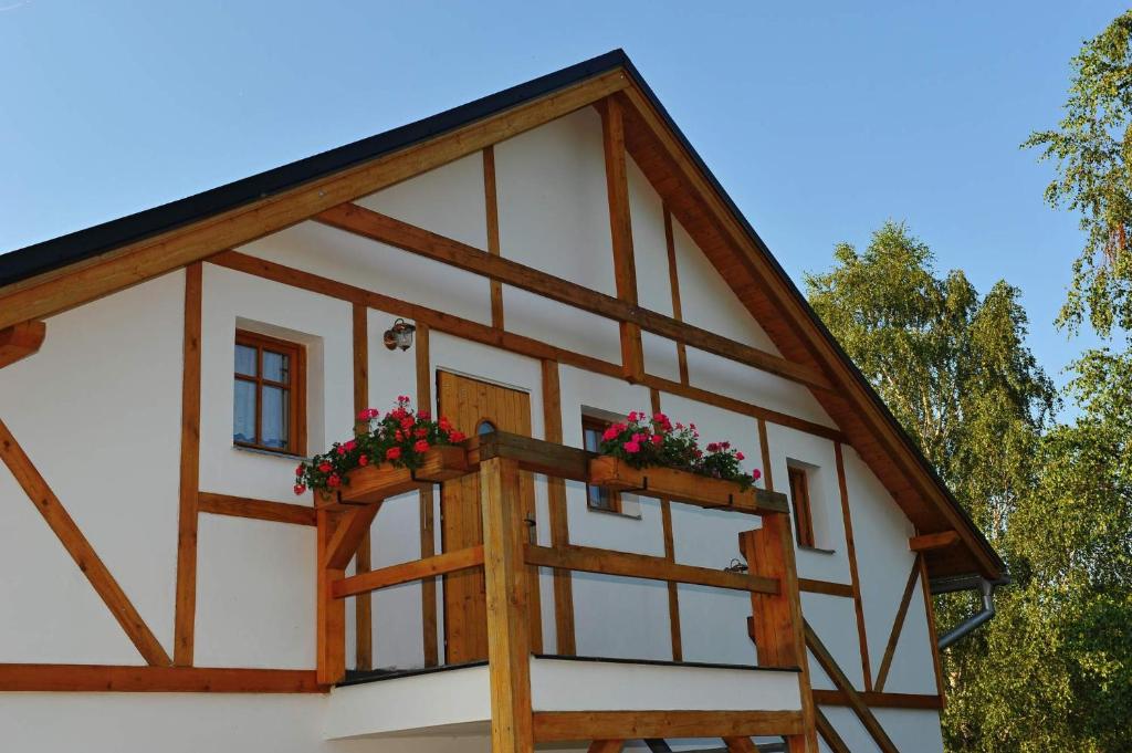 El edificio en el que está la estancia rural