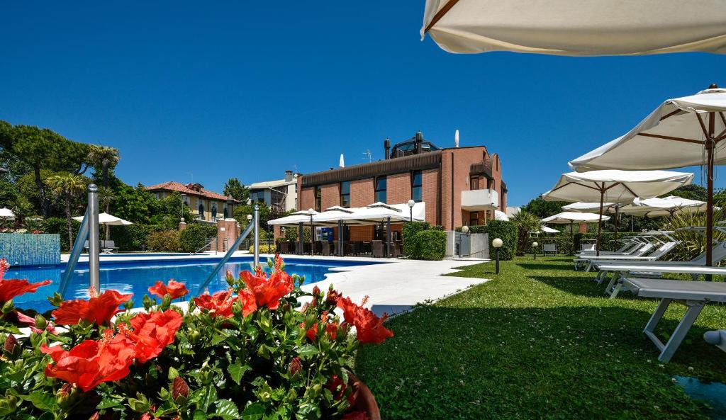 Bazén v ubytování DB Villas Le Ville del Lido Resort nebo v jeho okolí