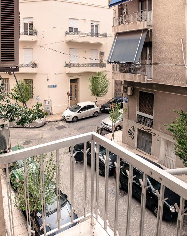 A balcony or terrace at Flat in central Athens - Pangrati