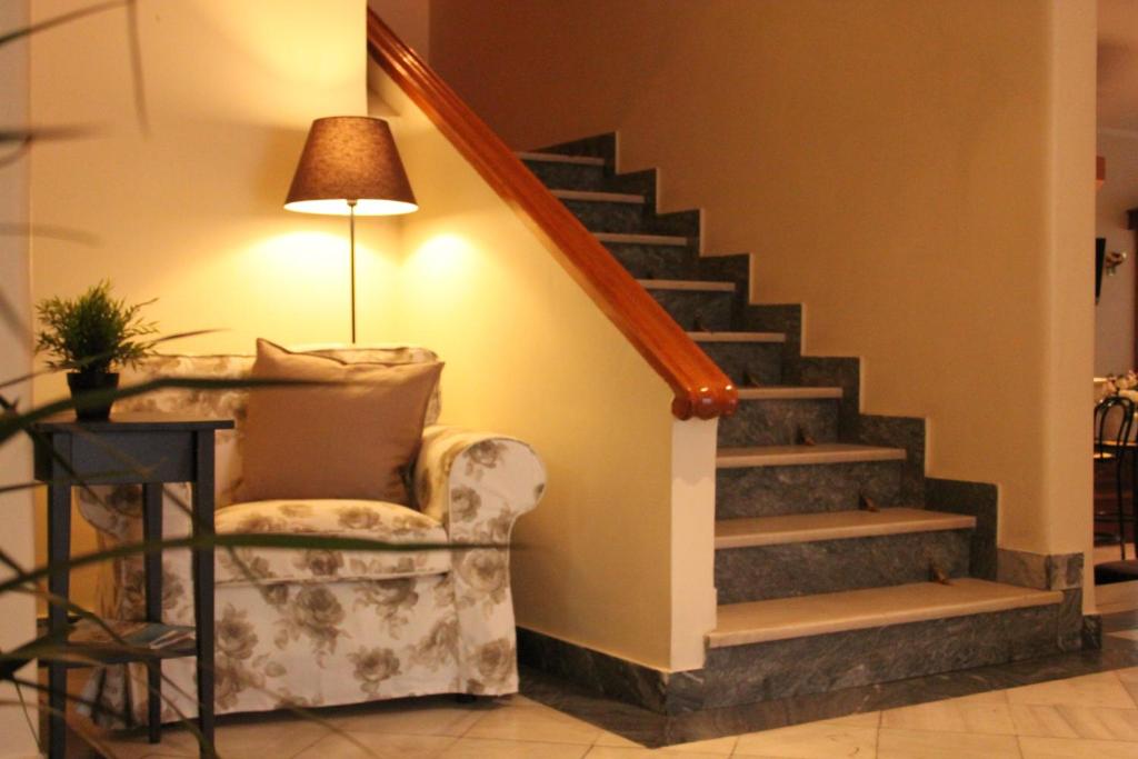 Achillion Hotel - Resim 17