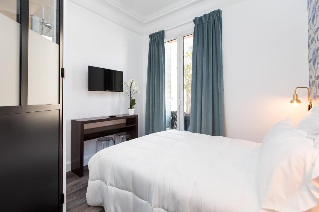 Arome Hôtel - Resim 22