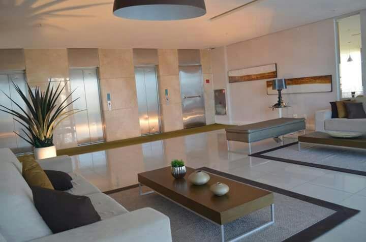  Cond. Beach Village Residence 2