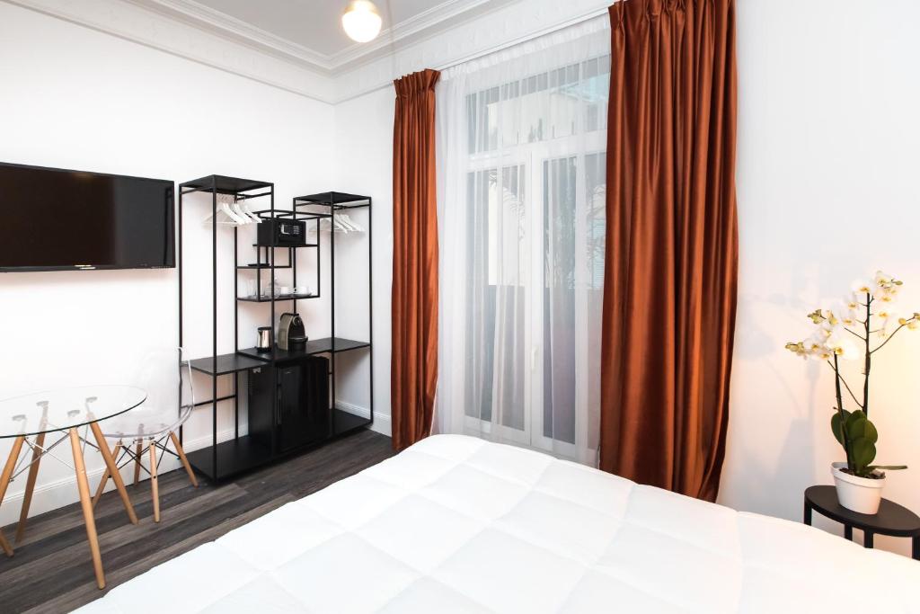 Arome Hôtel - Resim 15