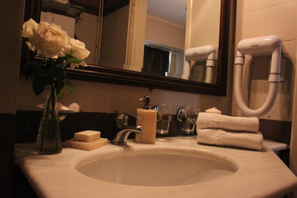 Achillion Hotel - Resim 29