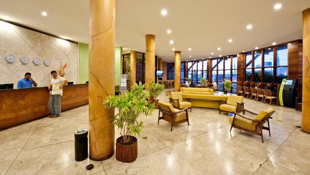 O saguão ou recepção de Natal Praia Hotel